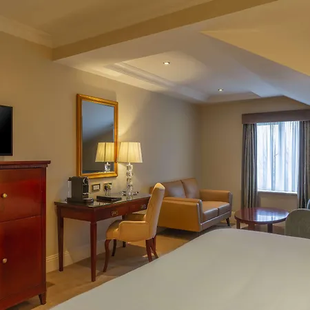 Hotel Castle Hotel, Bw Signature Collection 4*