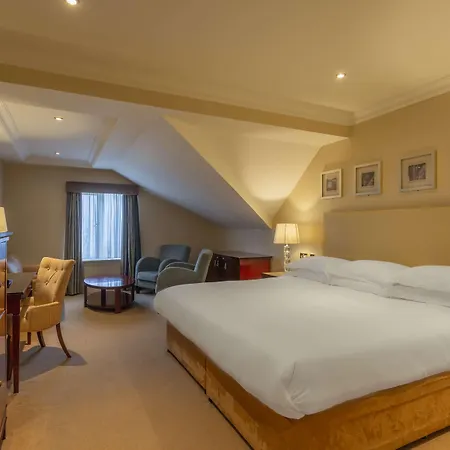 Otel Castle Hotel, Bw Signature Collection