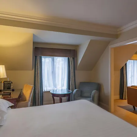 Castle Hotel, Bw Signature Collection Hotel Bunratty