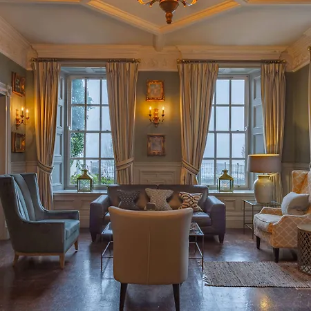 Otel Castle Hotel, Bw Signature Collection