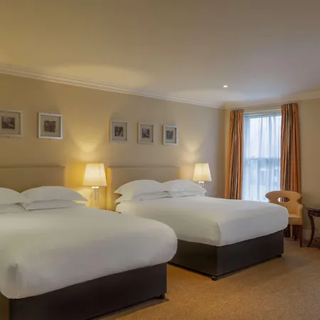 Castle & Leisure Club, Bw Premier Collection 4*