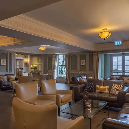 Castle & Leisure Club, Bw Premier Collection Hotell