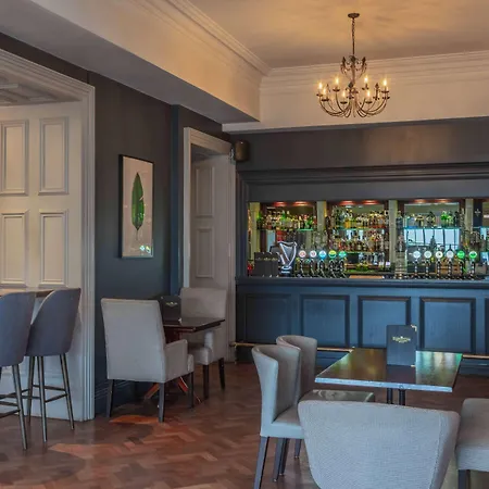 Castle Hotel, Bw Signature Collection 4*