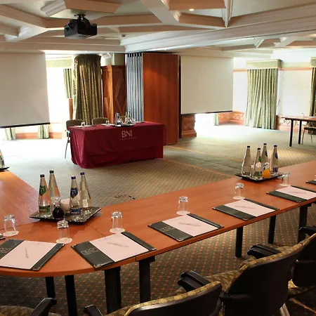 Castle Hotel, Bw Signature Collection