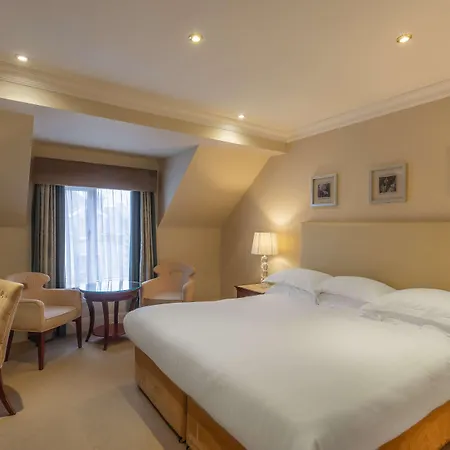 Castle Hotel, Bw Signature Collection