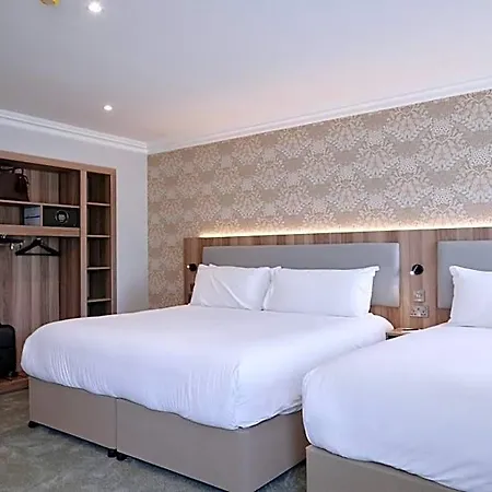 Castle & Leisure Club, Bw Premier Collection Hotel