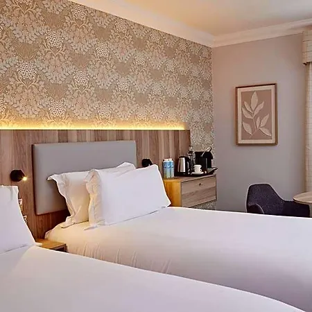 Castle & Leisure Club, Bw Premier Collection Hotel