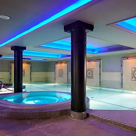Castle & Leisure Club, Bw Premier Collection 4* Bunratty