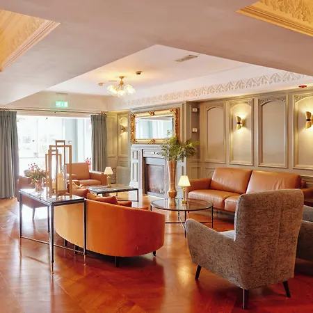 Castle & Leisure Club, Bw Premier Collection Hotel 4*