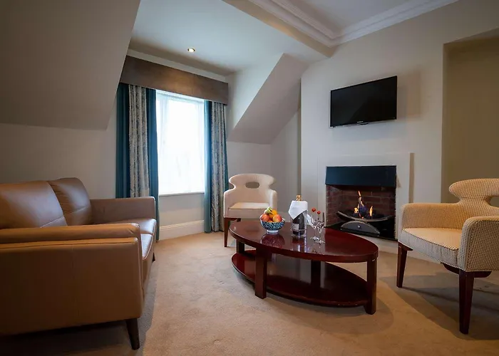 Castle Hotel, Bw Signature Collection