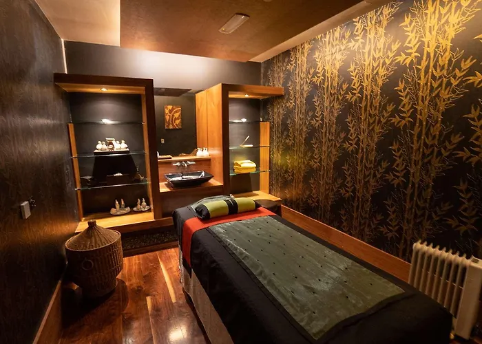 Castle Hotel, Bw Signature Collection Отель 4*