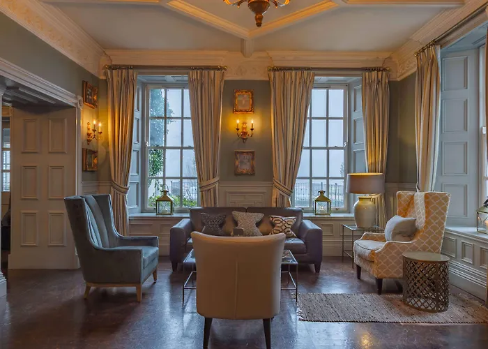 Отель Castle Hotel, Bw Signature Collection