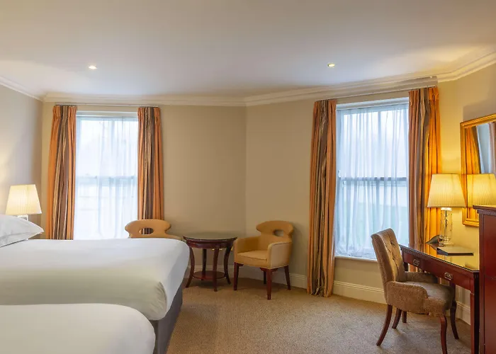 Отель Castle Hotel, Bw Signature Collection