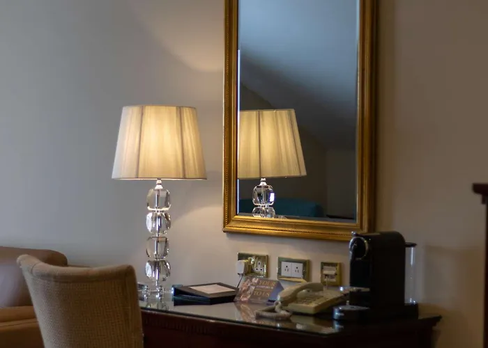 Castle Hotel, Bw Signature Collection Отель