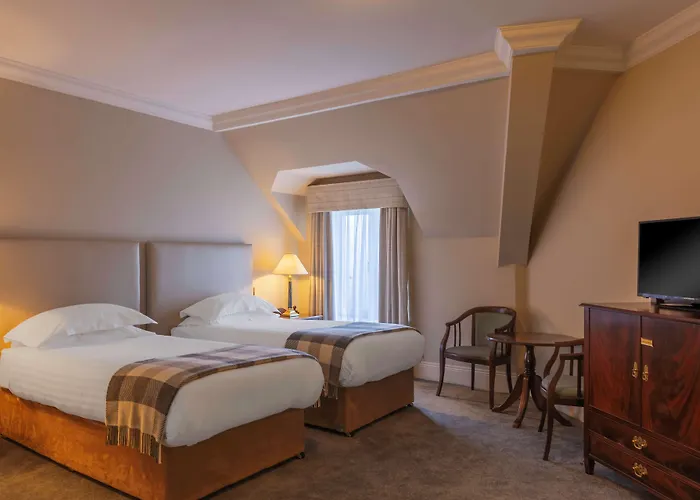 Castle Hotel, Bw Signature Collection