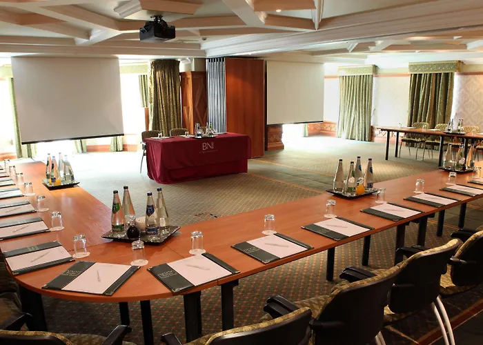 Castle Hotel, Bw Signature Collection