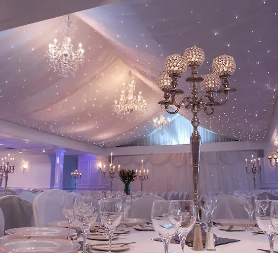 Castle Hotel, Bw Signature Collection