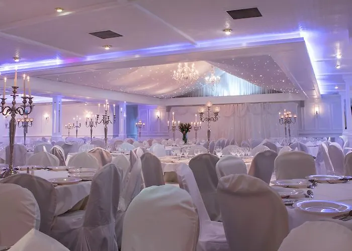 Castle Hotel, Bw Signature Collection Отель Бунратти