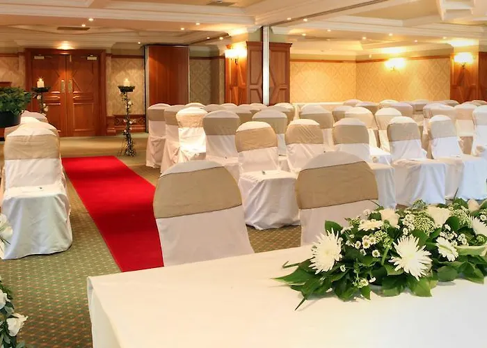 Castle Hotel, Bw Signature Collection 4*