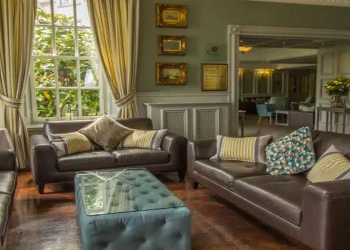 Castle Hotel, Bw Signature Collection