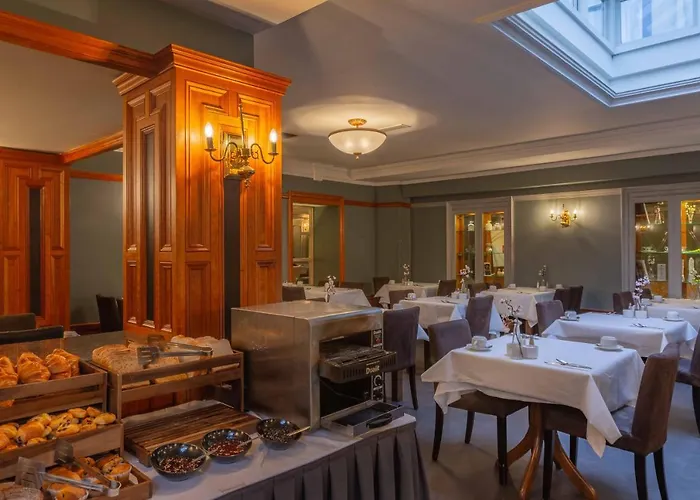 Castle Hotel, Bw Signature Collection Szálloda Bunratty